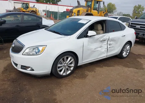 2013 Buick Verano z USA, uszkodzony, nr VIN 1G4PP5SK4D4150371